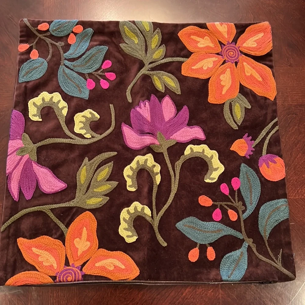 New Crate & Barrel browns velvet pillow cover floral embroidered 17.5”x17.5”